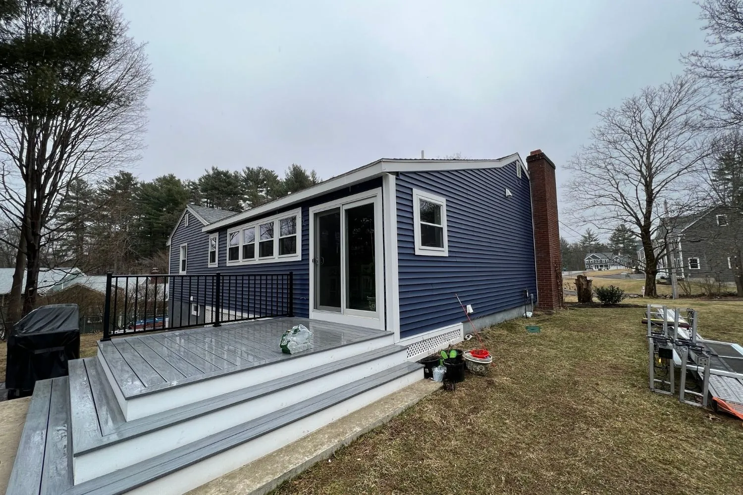 Professional siding, window and door installation across Massachusetts by Maia Construction, a licensed contractor based in Charlton